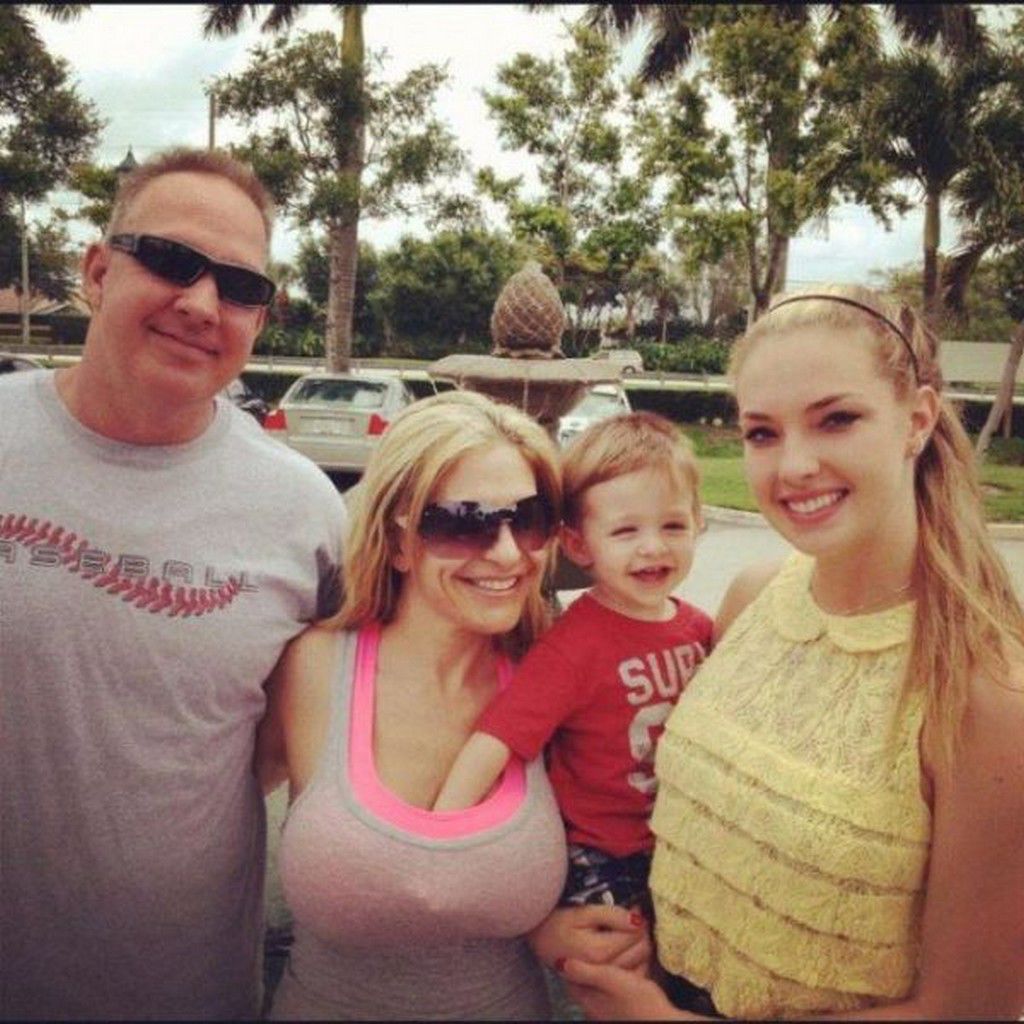 ����������