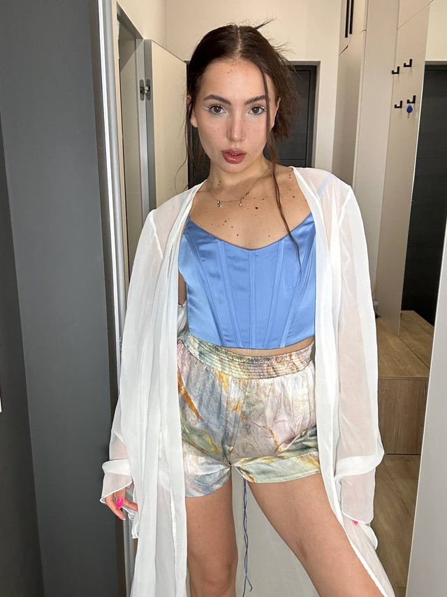 ����������