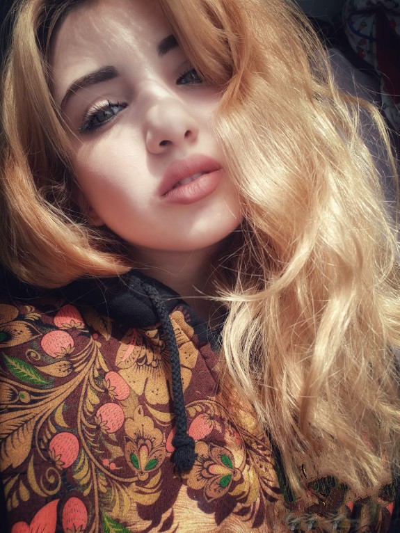 ����������