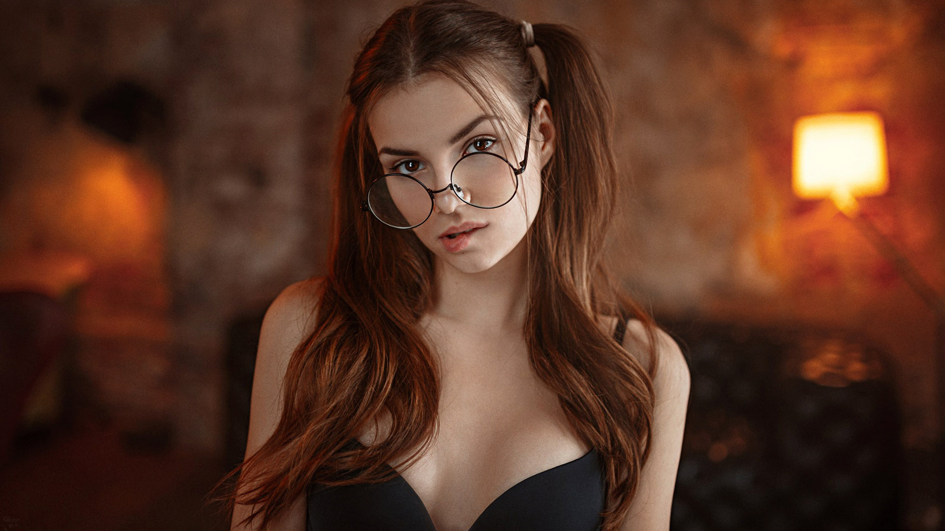 ����������